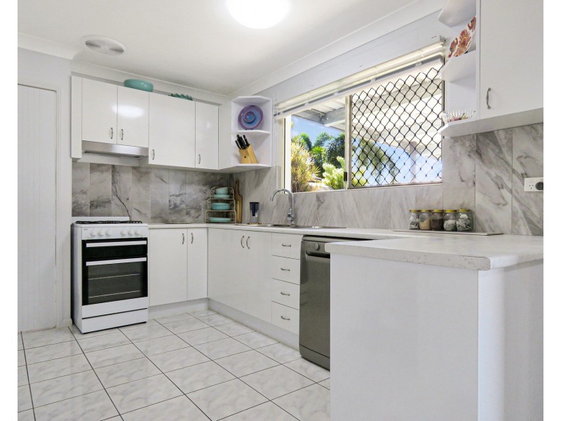 186 Queens Road, Bowen QLD 4805