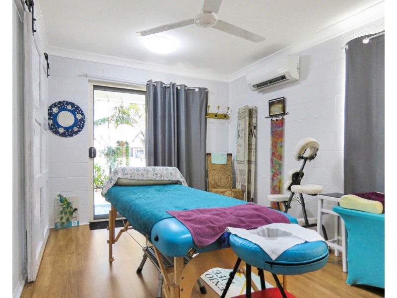 186 Queens Road, Bowen QLD 4805