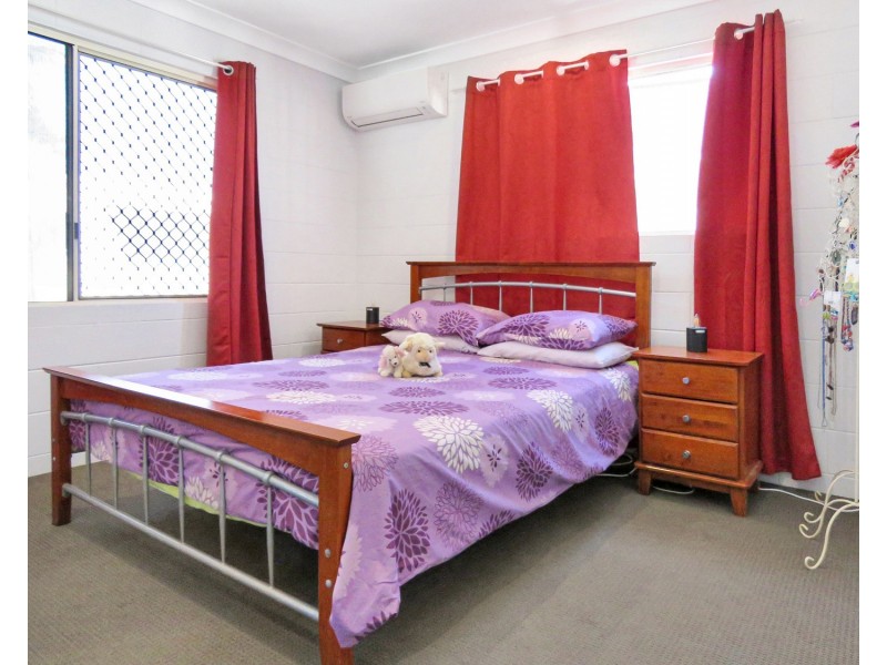 186 Queens Road, Bowen QLD 4805