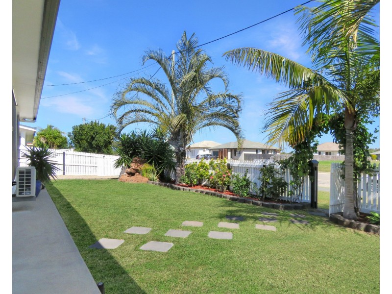 186 Queens Road, Bowen QLD 4805