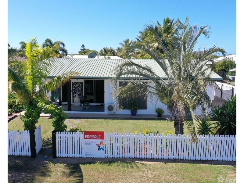 186 Queens Road, Bowen QLD 4805