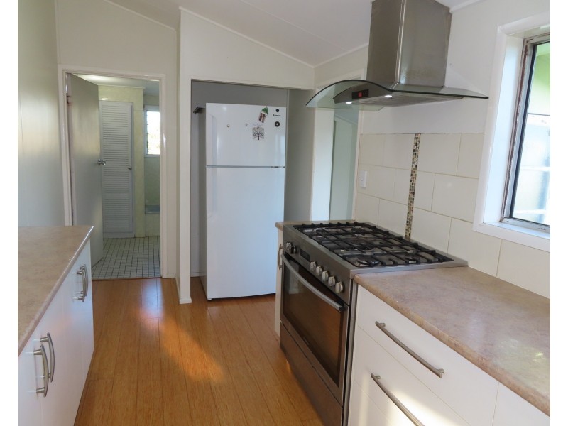 47 Flemington Road, Bowen QLD 4805