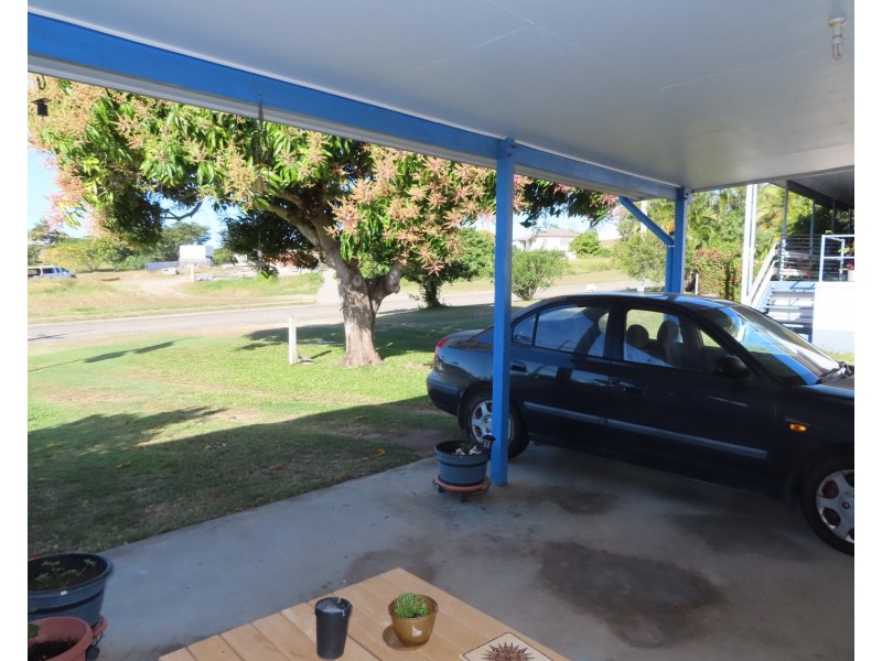 27 Hay Street, Bowen QLD 4805