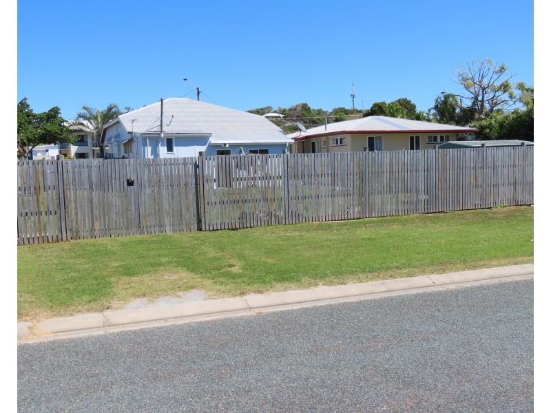94 Herbert Street, Bowen QLD 4805