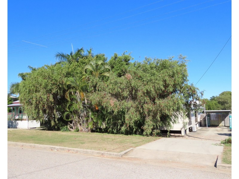 55 Poole Street, Bowen QLD 4805
