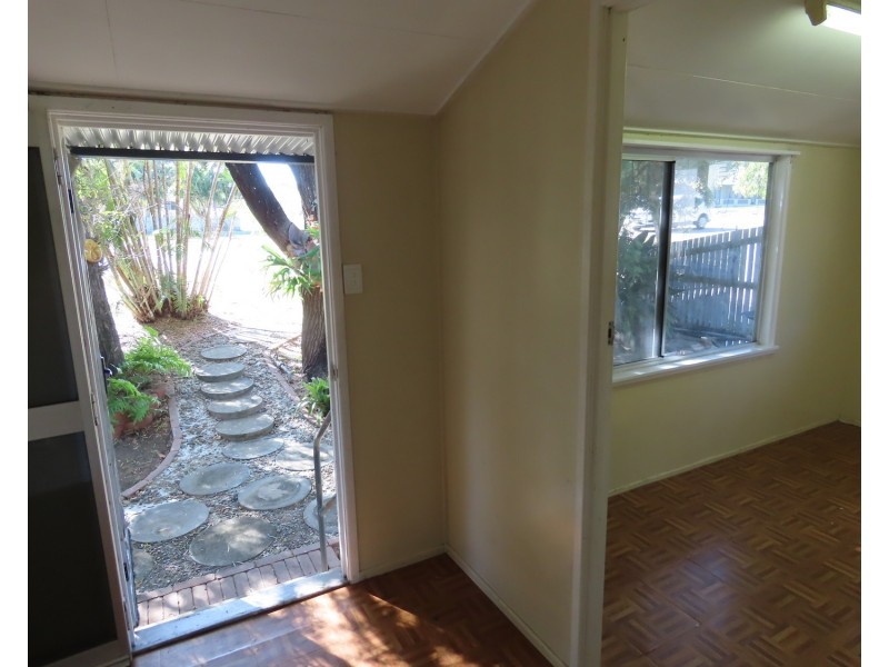 55 Poole Street, Bowen QLD 4805