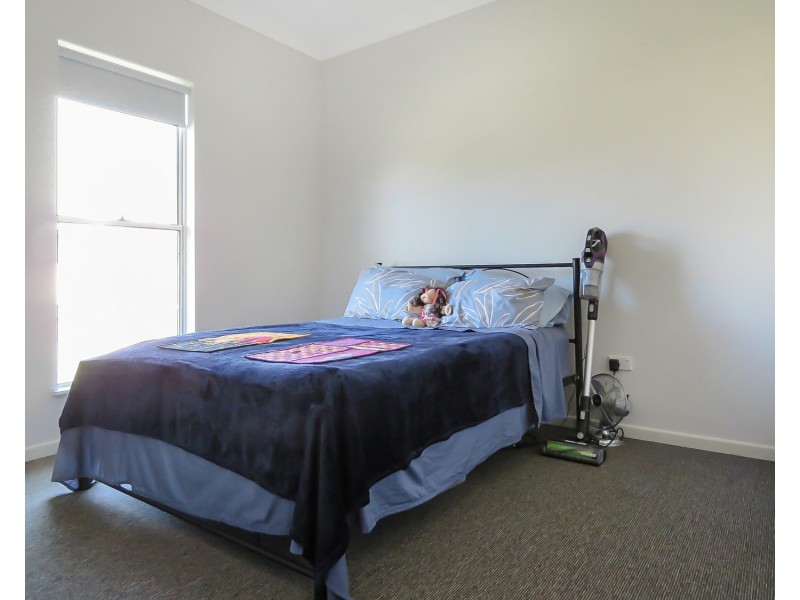 2 Fifth Close, Bowen QLD 4805