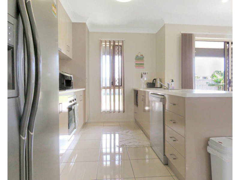 38 Duke Street, Bowen QLD 4805