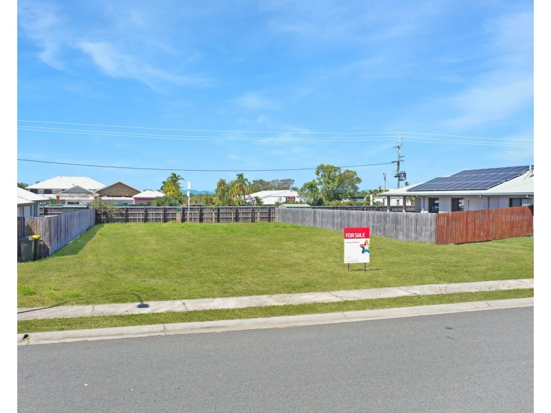 78 Banks Drive, Bowen QLD 4805