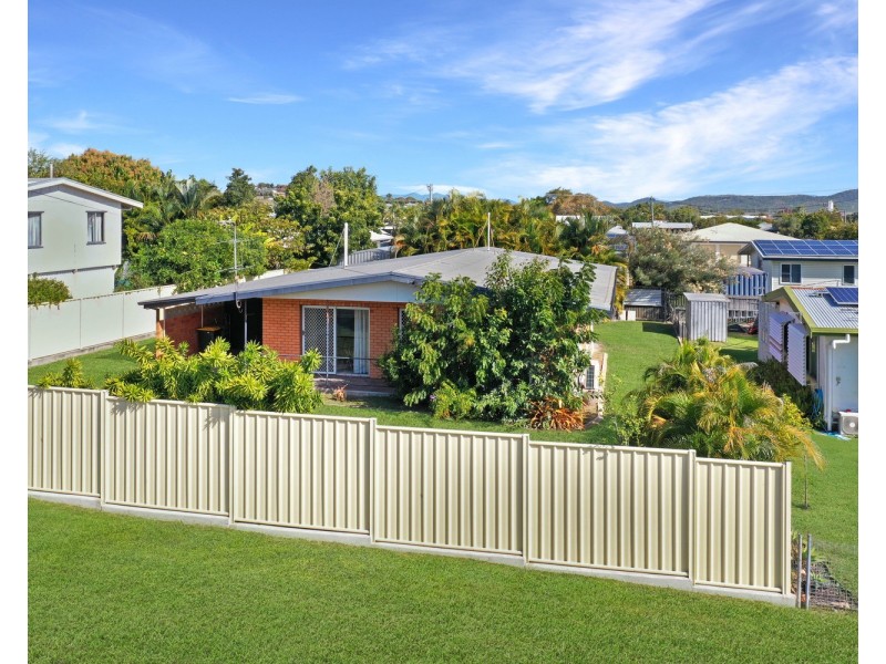 7 Denison Street, Bowen QLD 4805