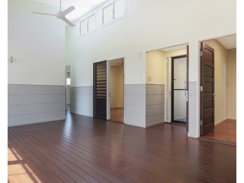 15 Seacove Crescent, Bowen QLD 4805
