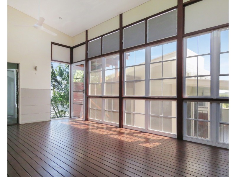 15 Seacove Crescent, Bowen QLD 4805