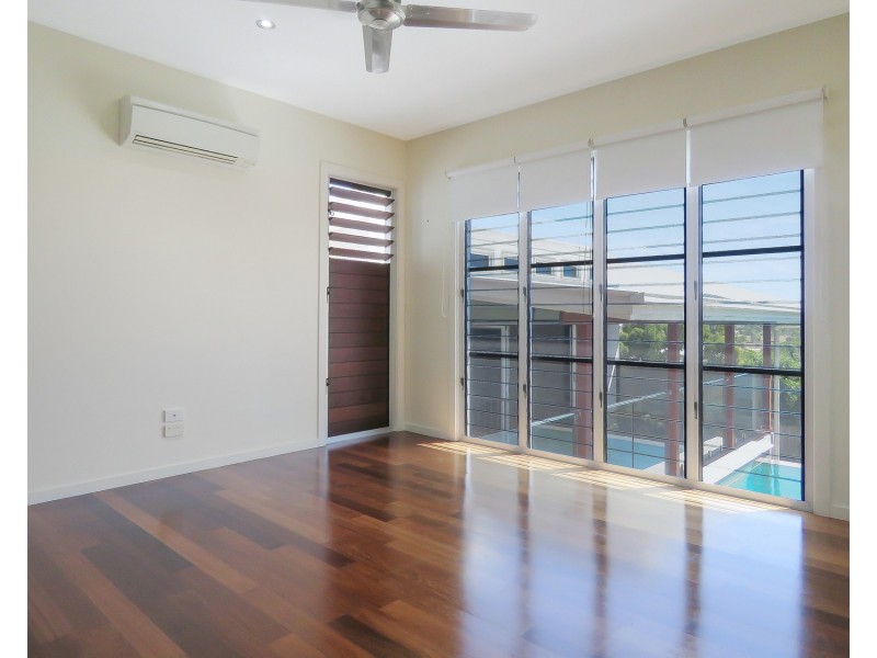 15 Seacove Crescent, Bowen QLD 4805