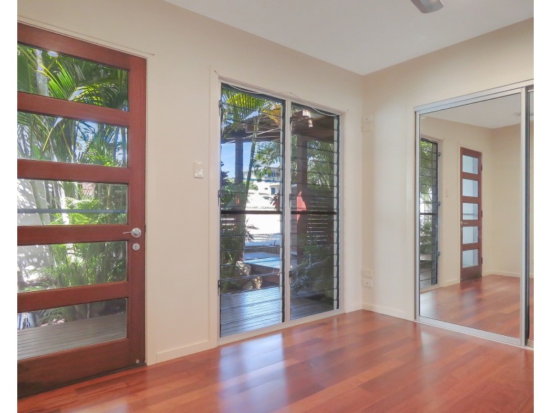15 Seacove Crescent, Bowen QLD 4805