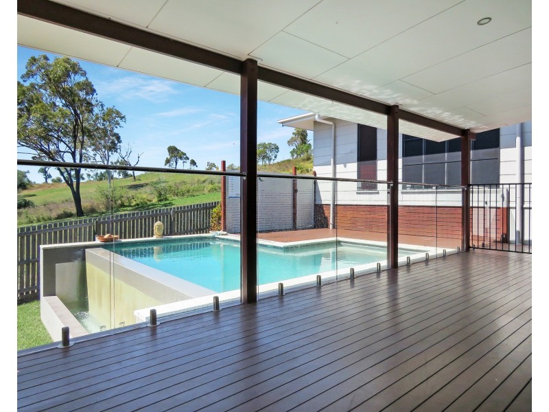15 Seacove Crescent, Bowen QLD 4805