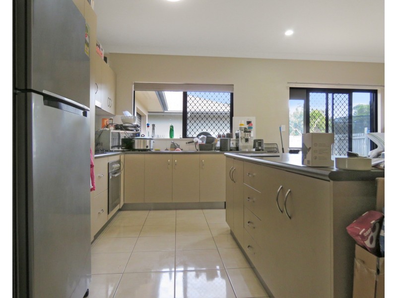 4 Fourth Close, Bowen QLD 4805