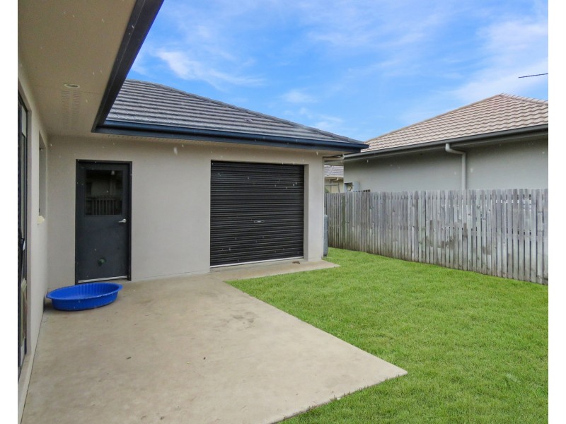 4 Fourth Close, Bowen QLD 4805