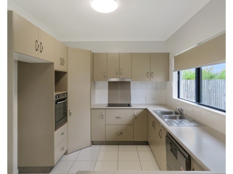 6 Seventh Close, Bowen QLD 4805
