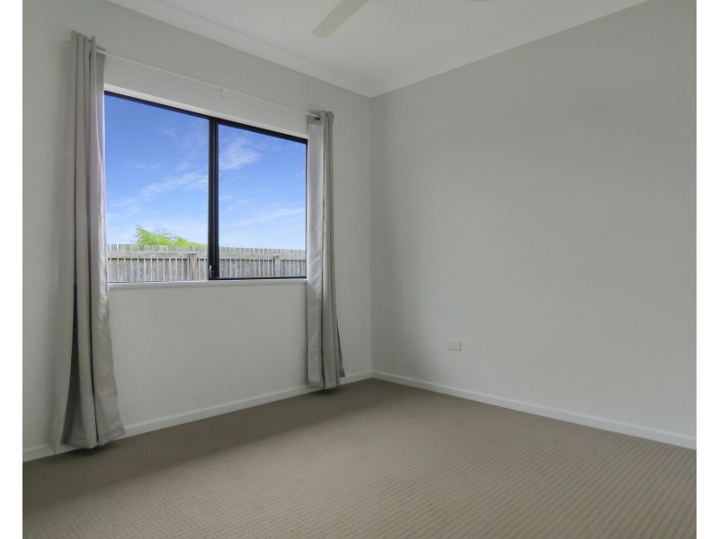 6 Seventh Close, Bowen QLD 4805