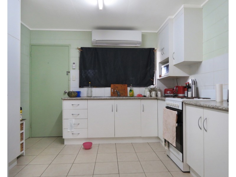 Units 1 & 2/25 Gloucester Street, Bowen QLD 4805