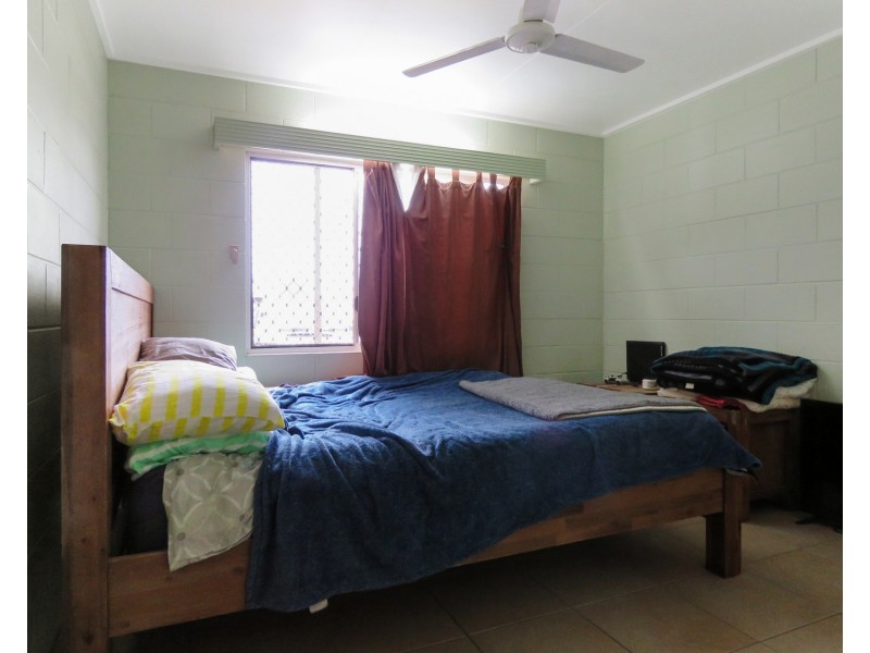 Units 1 & 2/25 Gloucester Street, Bowen QLD 4805