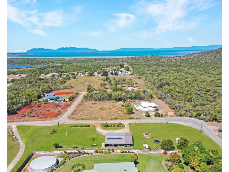 62 Drays Road, Bowen QLD 4805