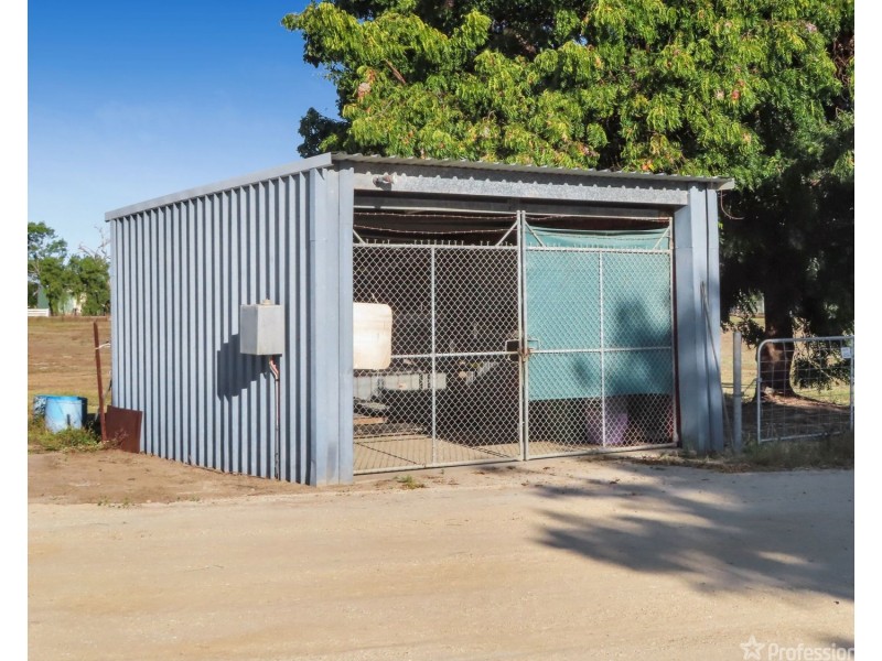 121 Flemington Road, Bowen QLD 4805