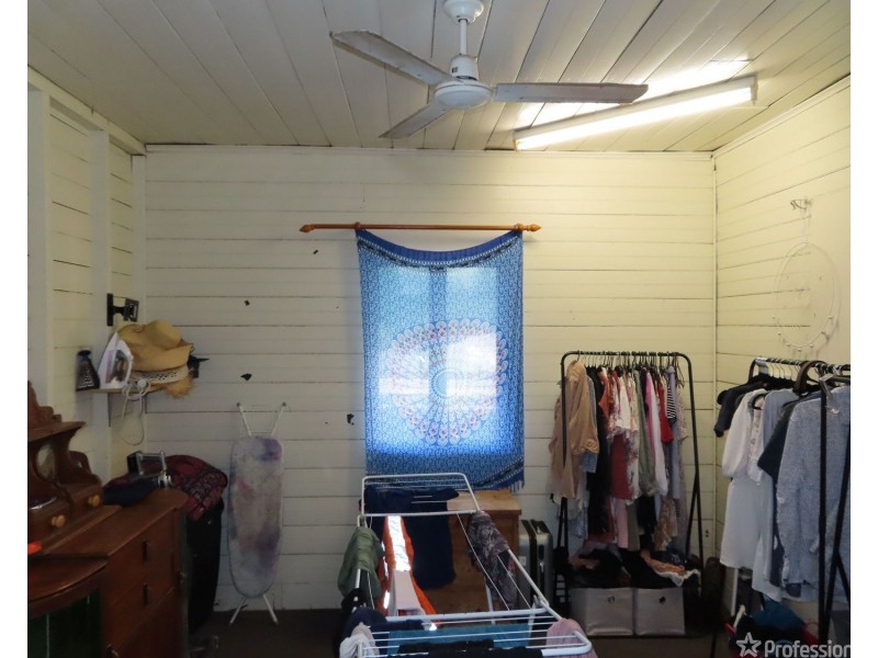 55 Poole Street, Bowen QLD 4805