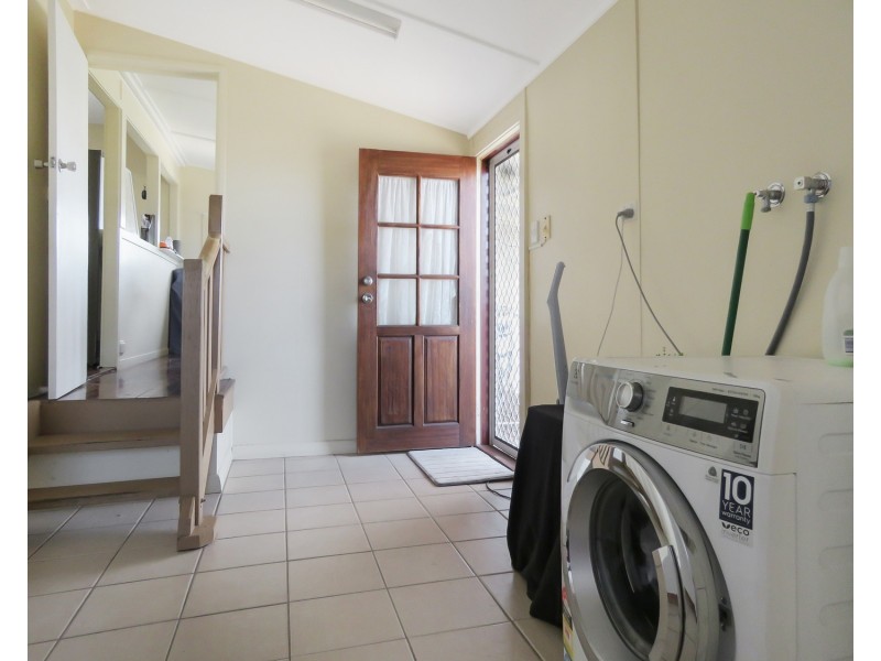 6 Bull Crescent, Bowen QLD 4805