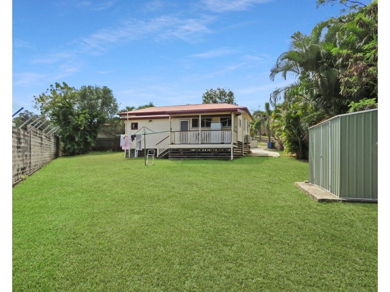 6 Bull Crescent, Bowen QLD 4805