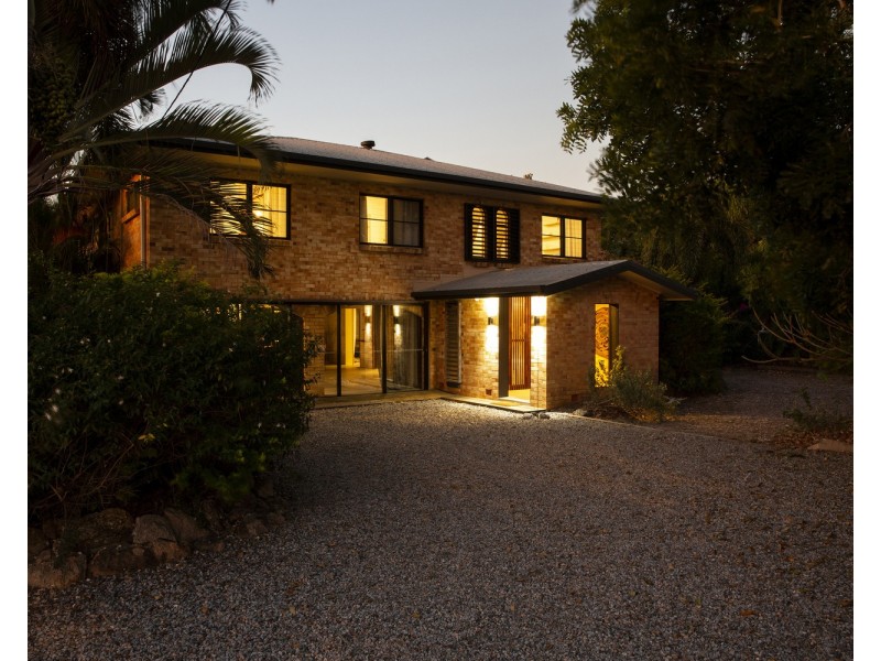 12 Horseshoe Bay Road, Bowen QLD 4805