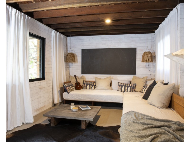 12 Horseshoe Bay Road, Bowen QLD 4805