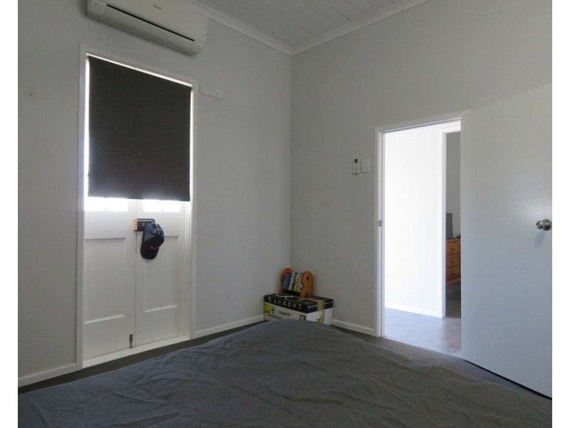 60 Livingstone Street, Bowen QLD 4805