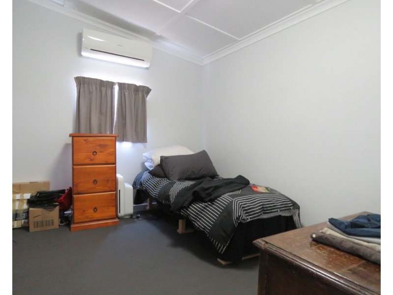 60 Livingstone Street, Bowen QLD 4805