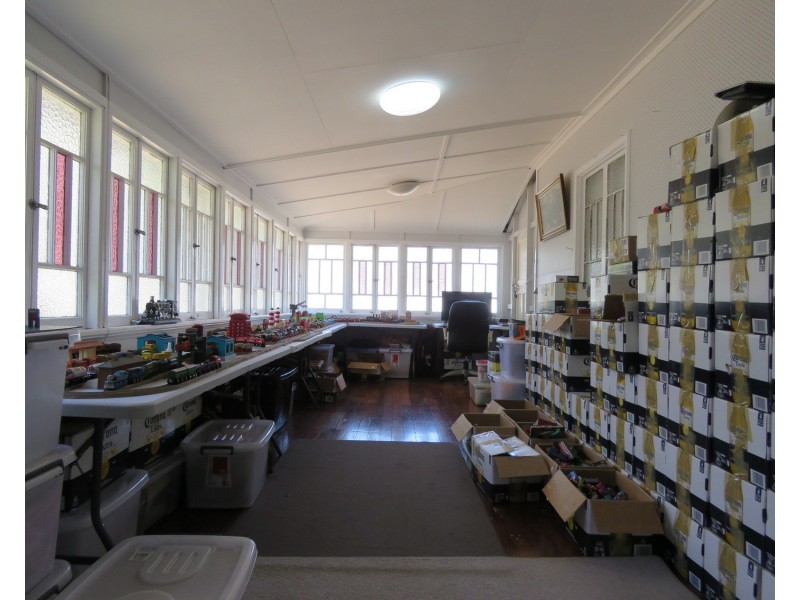 60 Livingstone Street, Bowen QLD 4805