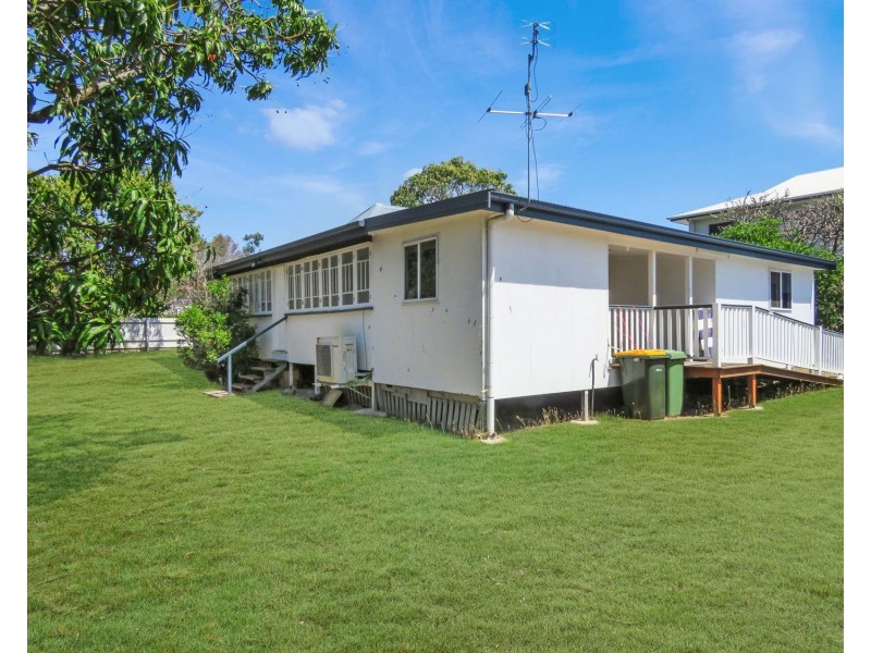 60 Livingstone Street, Bowen QLD 4805