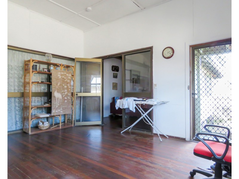 43 Golf Links Road, Bowen QLD 4805
