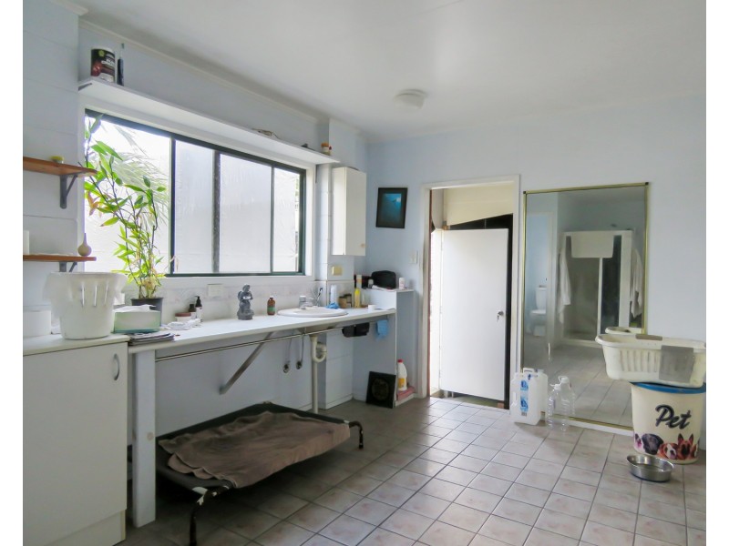 43 Golf Links Road, Bowen QLD 4805