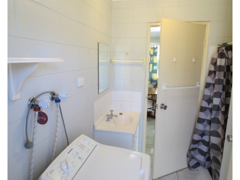6/43 Crofton Street, Bowen QLD 4805