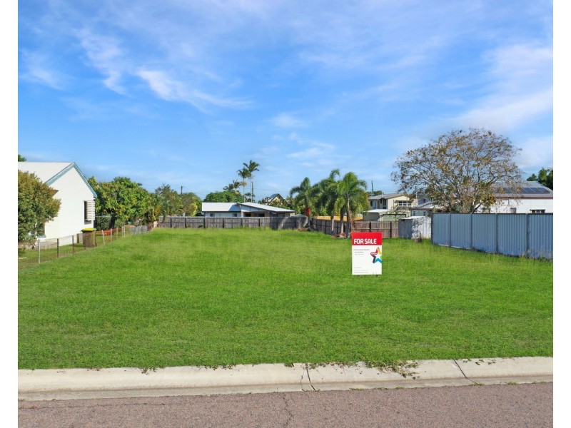 9 Poole Street, Bowen QLD 4805