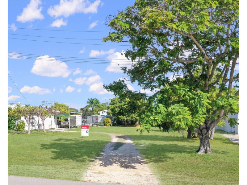 13 George Street, Bowen QLD 4805