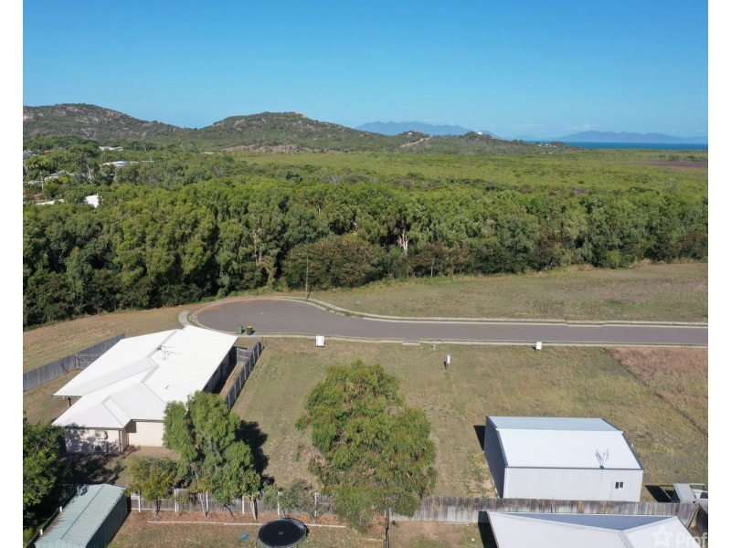13 Wattle Crescent, Bowen QLD 4805