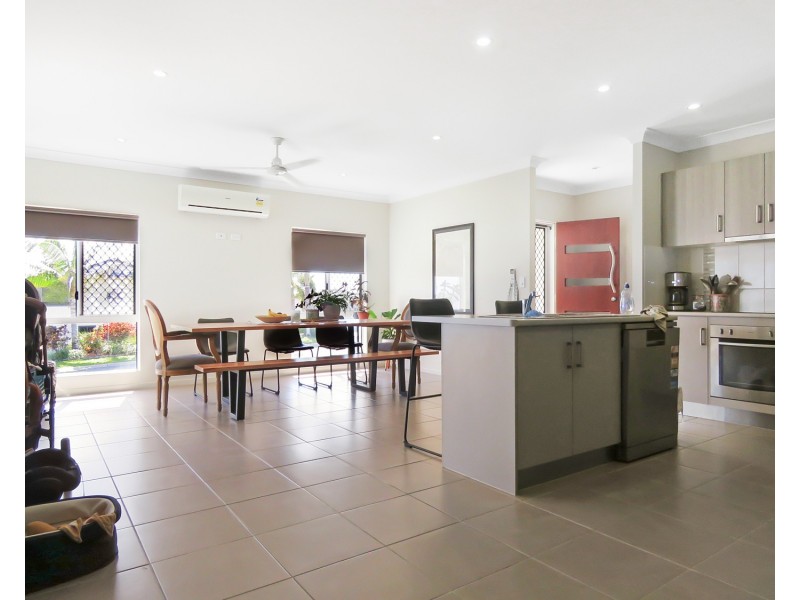 9 Marine Parade, Bowen QLD 4805