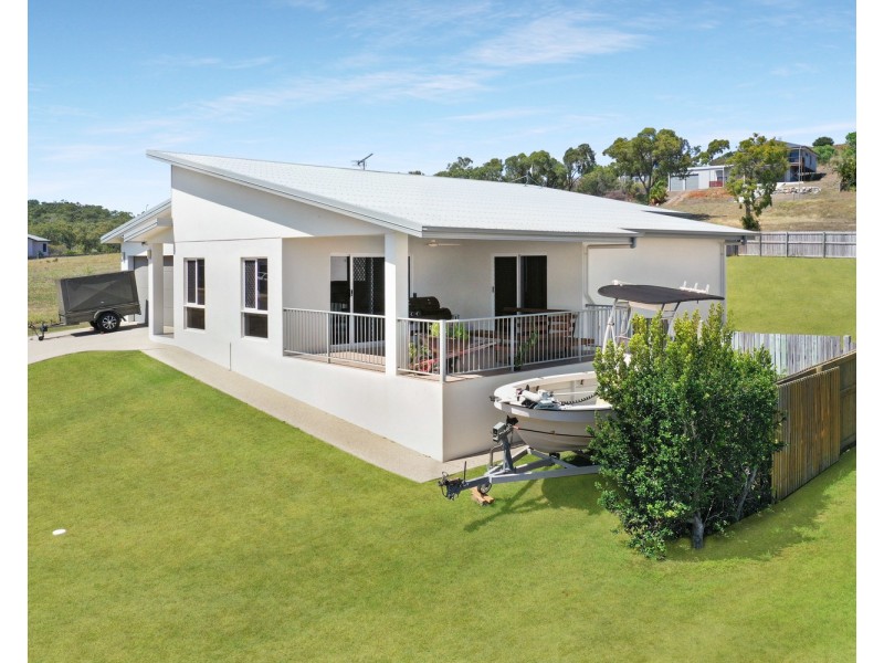9 Marine Parade, Bowen QLD 4805