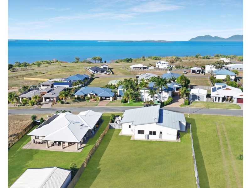 9 Marine Parade, Bowen QLD 4805