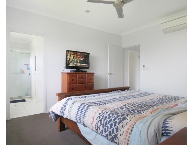 53 Banks Drive, Bowen QLD 4805