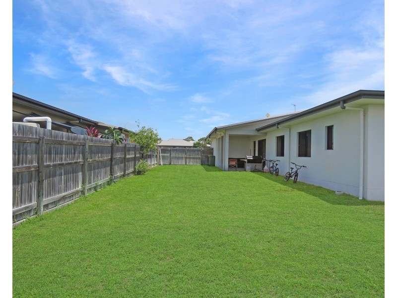 53 Banks Drive, Bowen QLD 4805