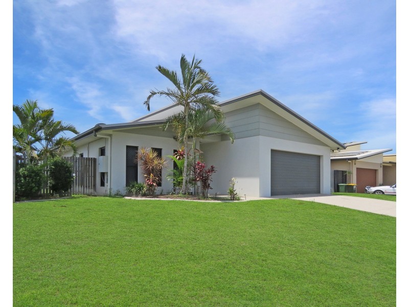 53 Banks Drive, Bowen QLD 4805