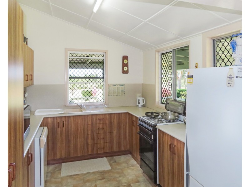 18059 Bruce Highway, Bowen QLD 4805