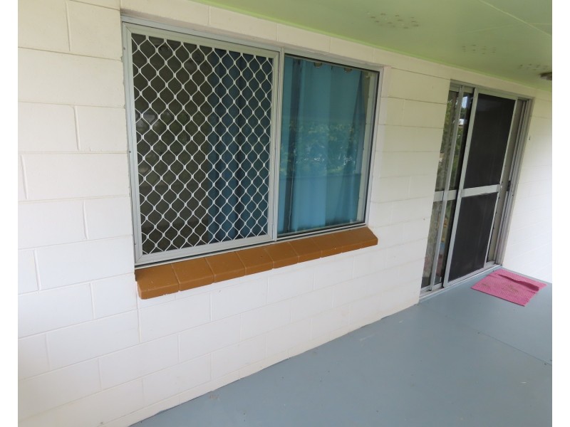 4/10A Don Street, Bowen QLD 4805